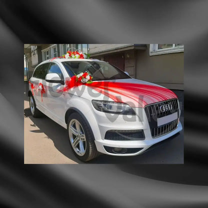 Crimson Fan & Floral Arch | Deluxe Luxury SUV Wedding Decor